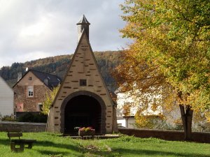 Alter Friedof in Pünderich