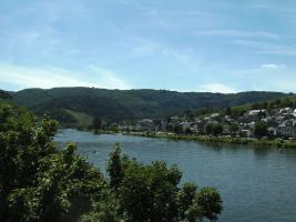 Zell-Kaimt mit Mosel