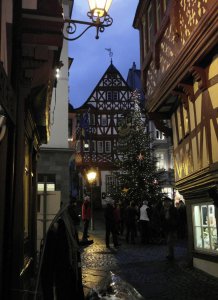 Bernkastel, Abend, Weihnachtsbaum2